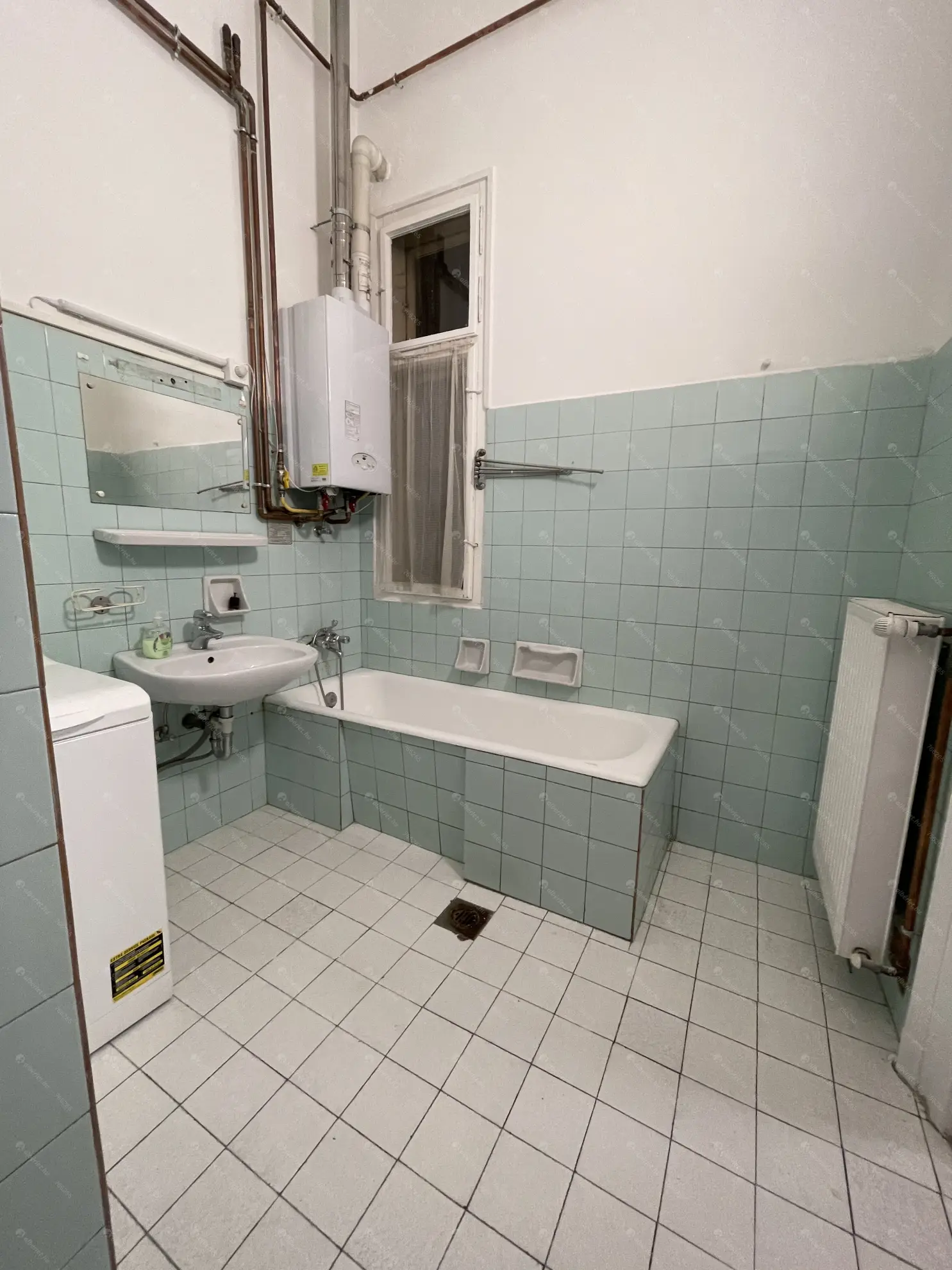 Kiadó albérlet 320000 Ft/hó áron: Budapest, VII. kerület  Dózsa György út. Mérete: 100 nm, 4 szobás | Alberlet.hu - 6632012