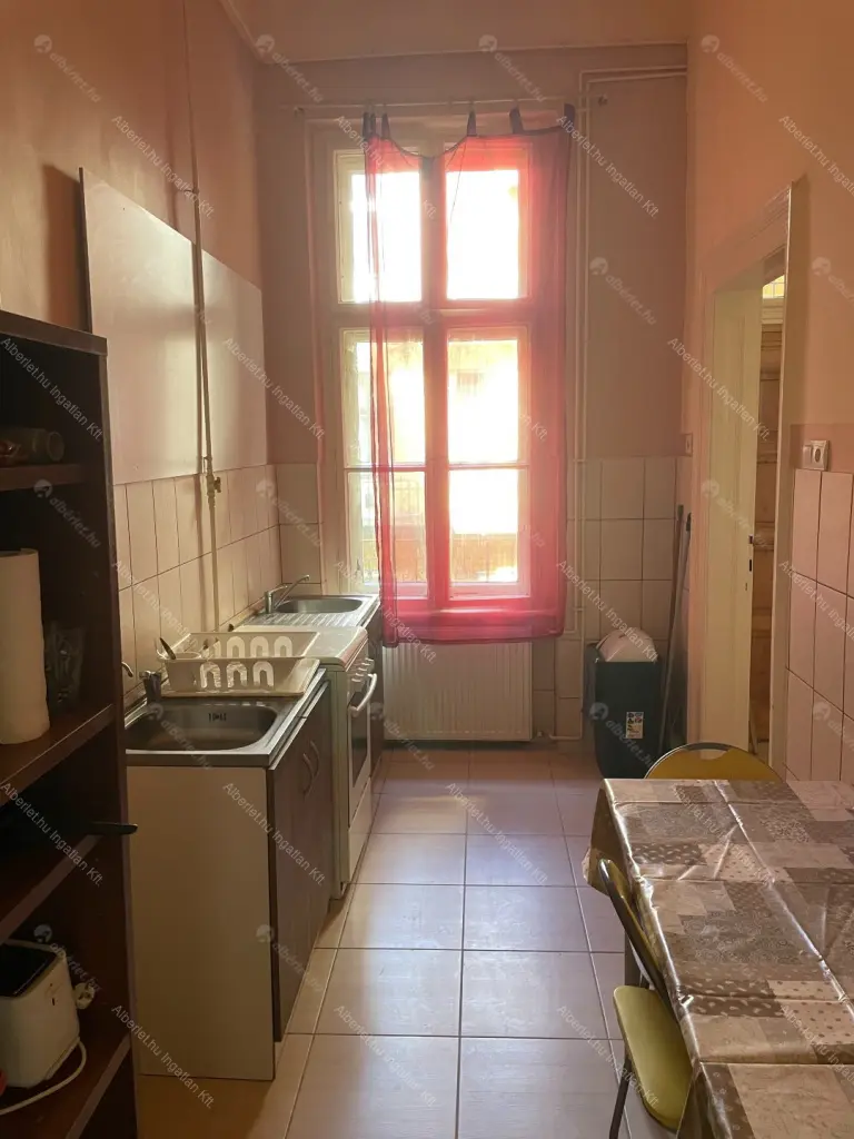 Kiadó albérlet 1200000 Ft/hó áron: Budapest, VII. kerület  Dózsa György út. Mérete: 120 nm, 4 szobás | Alberlet.hu - 6676015