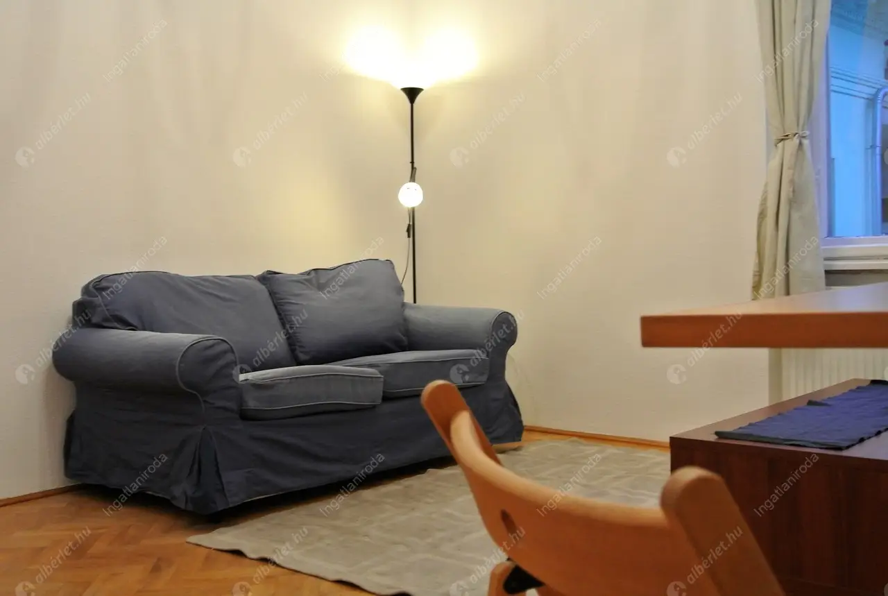 Kiadó albérlet 210000 Ft/hó áron: Budapest, VII. kerület  Dózsa György út. Mérete: 42 nm, 2 szobás | Alberlet.hu - 6547804