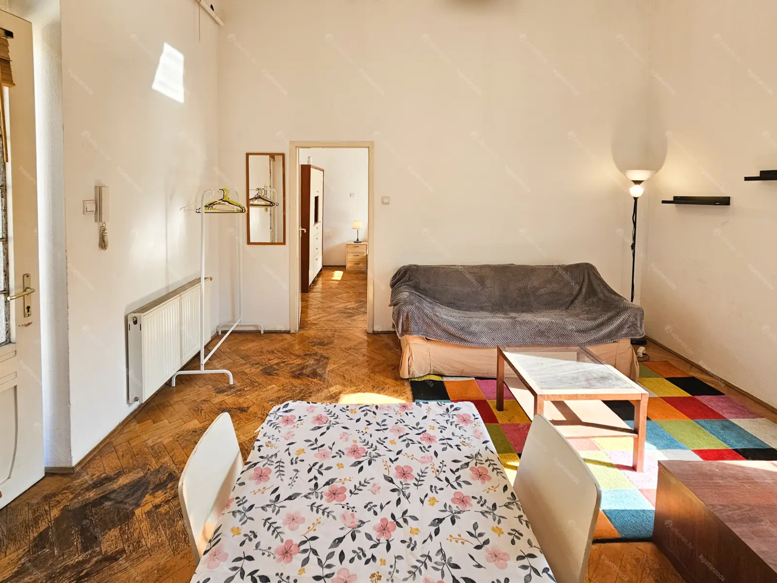 Kiadó albérlet 220000 Ft/hó áron: Budapest, VII. kerület  Dózsa György út. Mérete: 42 nm, 2 szobás | Alberlet.hu - 6669315