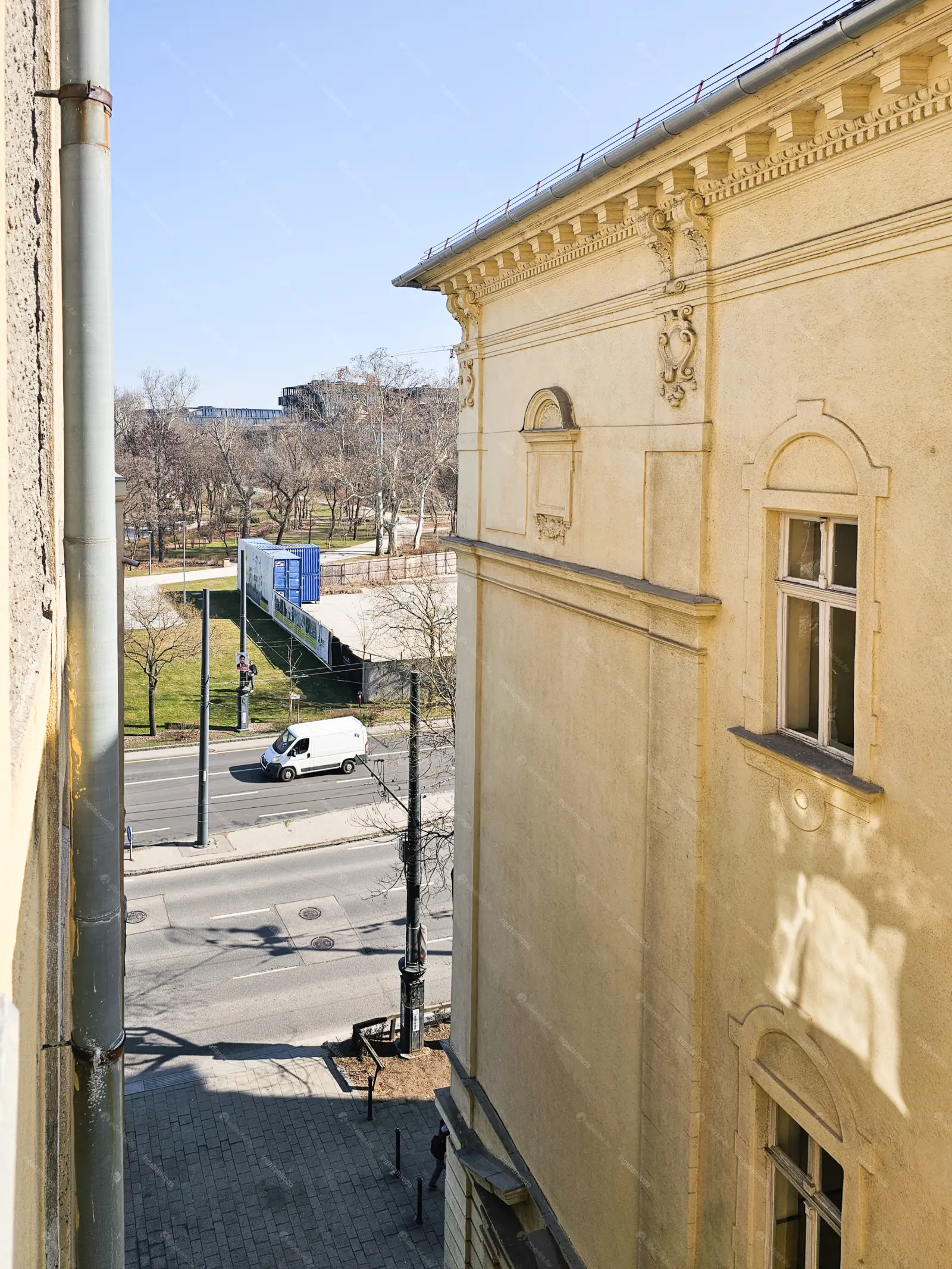 Kiadó albérlet 220000 Ft/hó áron: Budapest, VII. kerület  Dózsa György út. Mérete: 42 nm, 2 szobás | Alberlet.hu - 6669323