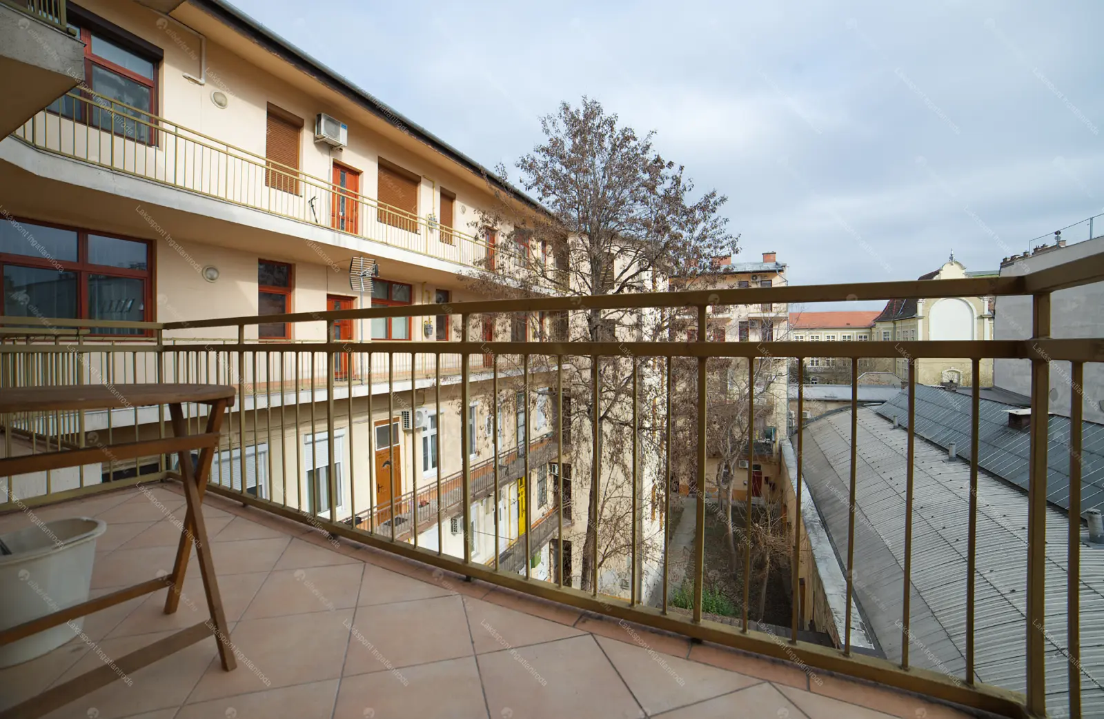 Kiadó albérlet 230000 Ft/hó áron: Budapest, VII. kerület  Dózsa György út. Mérete: 45 nm, 2 szobás | Alberlet.hu - 6690528