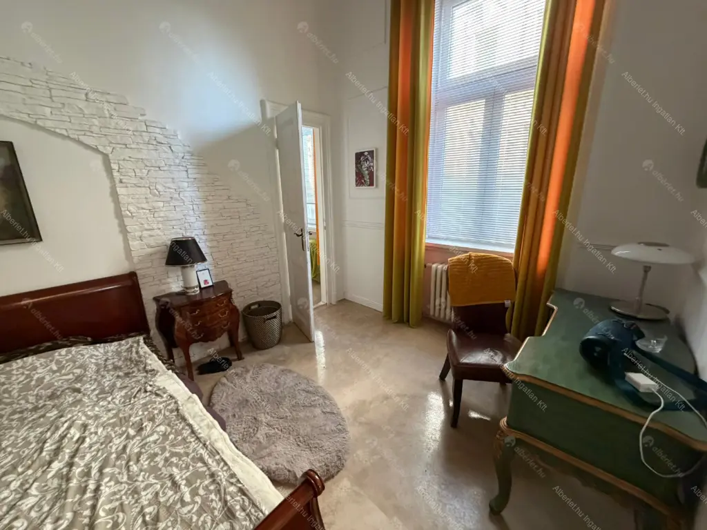 Kiadó albérlet 626000 Ft/hó áron: Budapest, VII. kerület  Erzsébet körút. Mérete: 150 nm, 4 szobás | Alberlet.hu - 6670993