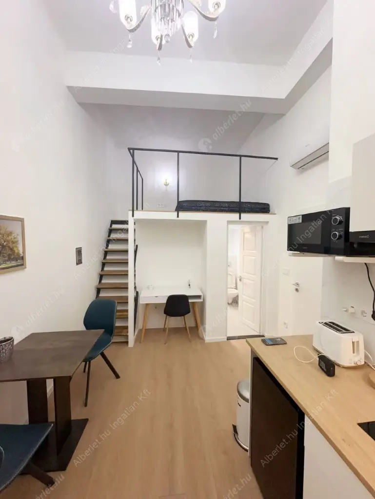 Kiadó albérlet 183000 Ft/hó áron: Budapest, VII. kerület  Erzsébet körút. Mérete: 26 nm, 1 szobás | Alberlet.hu - 6598426