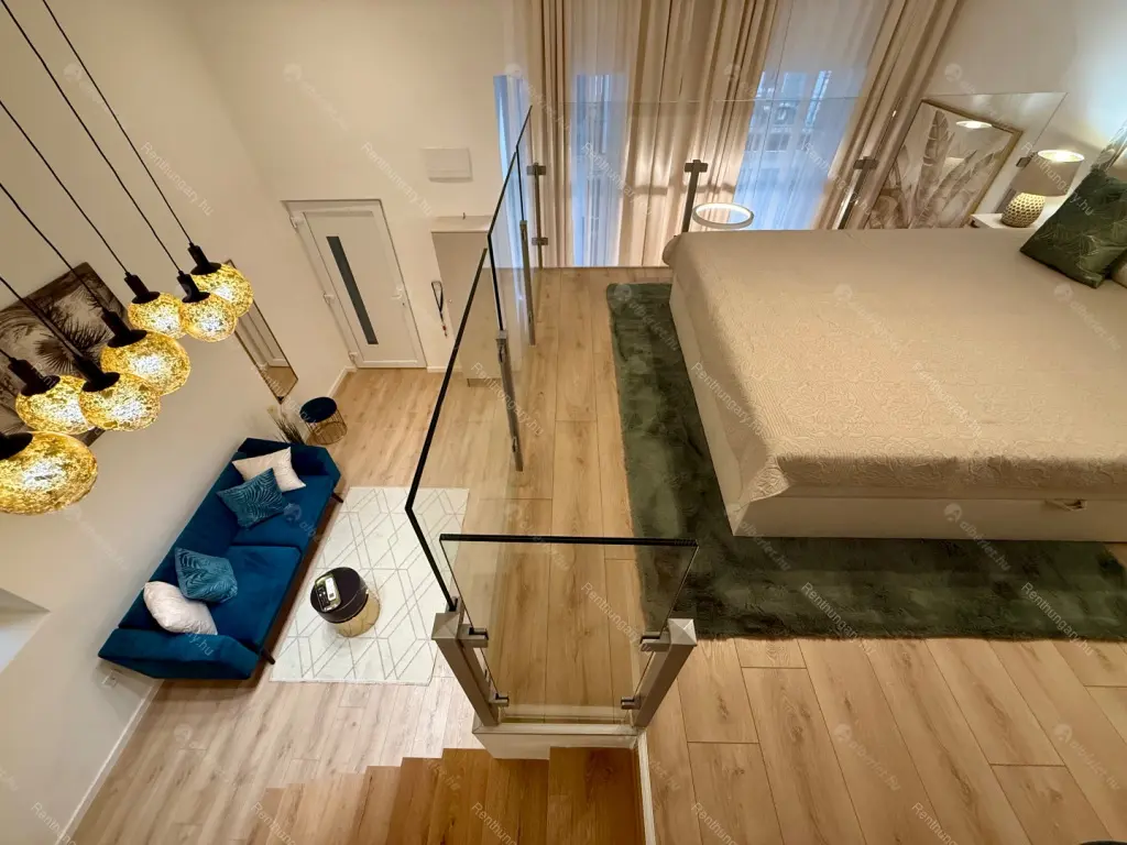 Kiadó albérlet 250000 Ft/hó áron: Budapest, VII. kerület  Erzsébet körút. Mérete: 29 nm, 1 szobás | Alberlet.hu - 6654326