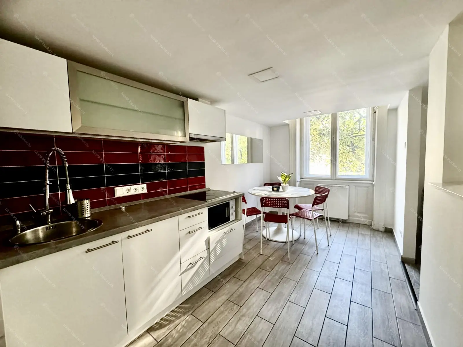 Kiadó albérlet 290000 Ft/hó áron: Budapest, VII. kerület  Erzsébet körút. Mérete: 40 nm, 1 szobás | Alberlet.hu - 6675566