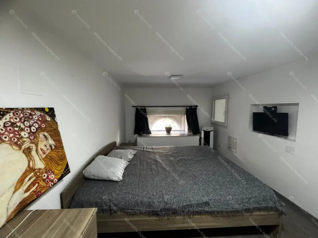 Kiadó albérlet 230000 Ft/hó áron: Budapest, VII. kerület  Erzsébet körút. Mérete: 40 nm, 2 szobás | Alberlet.hu - 6705482