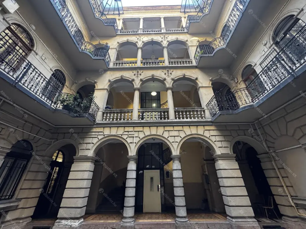 Kiadó albérlet 230000 Ft/hó áron: Budapest, VII. kerület  Erzsébet körút. Mérete: 40 nm, 2 szobás | Alberlet.hu - 6705491