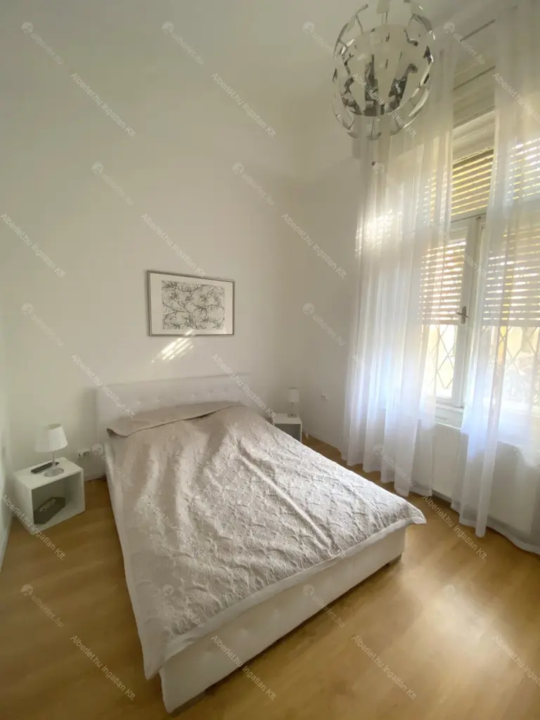 Kiadó albérlet 250000 Ft/hó áron: Budapest, VII. kerület  Erzsébet körút. Mérete: 50 nm, 2 szobás | Alberlet.hu - 6697378