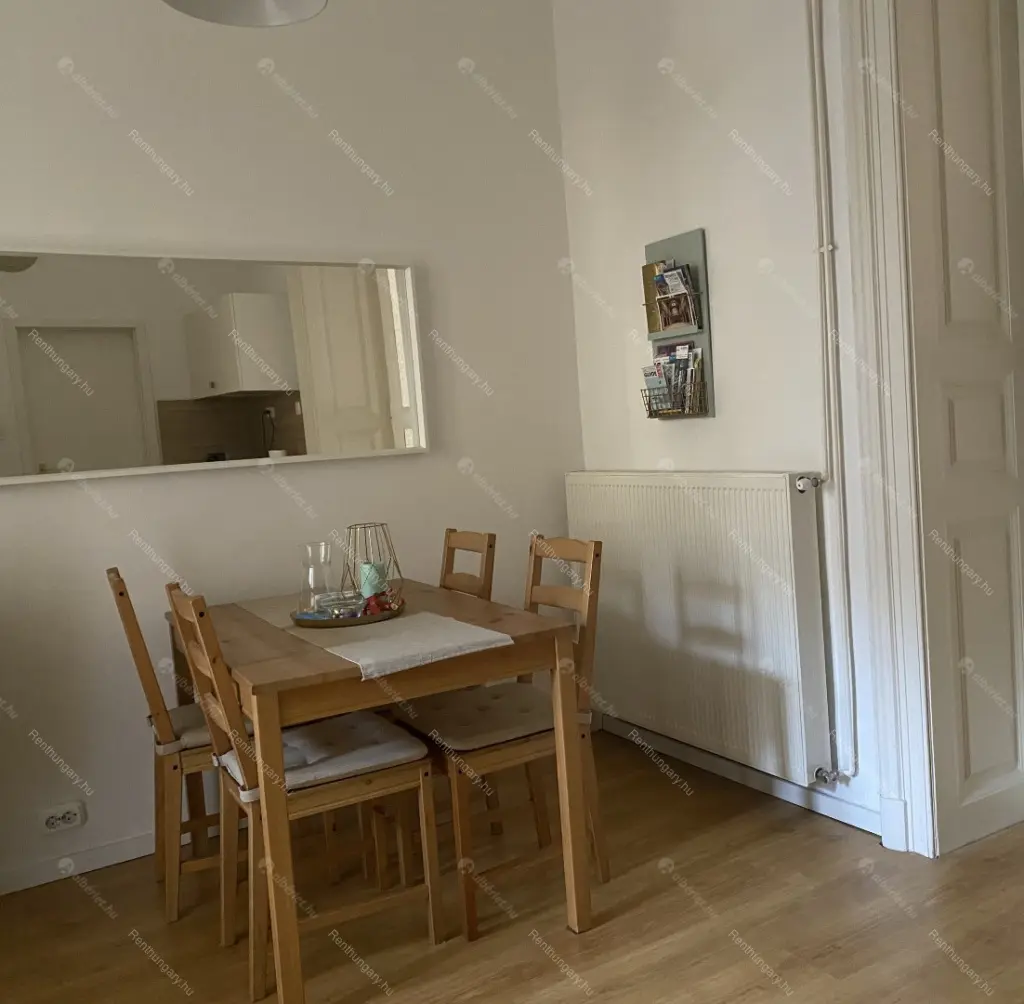 Kiadó albérlet 350000 Ft/hó áron: Budapest, VII. kerület  Erzsébet körút. Mérete: 50 nm, 2 szobás | Alberlet.hu - 6675407