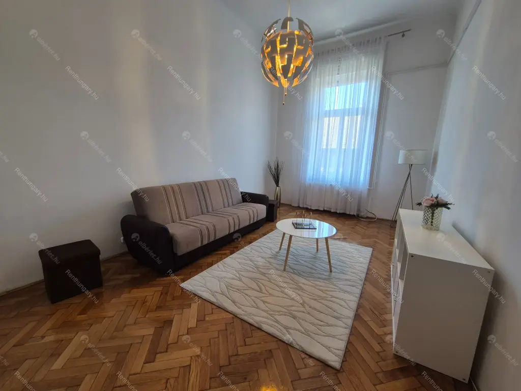 Kiadó albérlet 290000 Ft/hó áron: Budapest, VII. kerület  Erzsébet körút. Mérete: 50 nm, 2 szobás | Alberlet.hu - 6704066