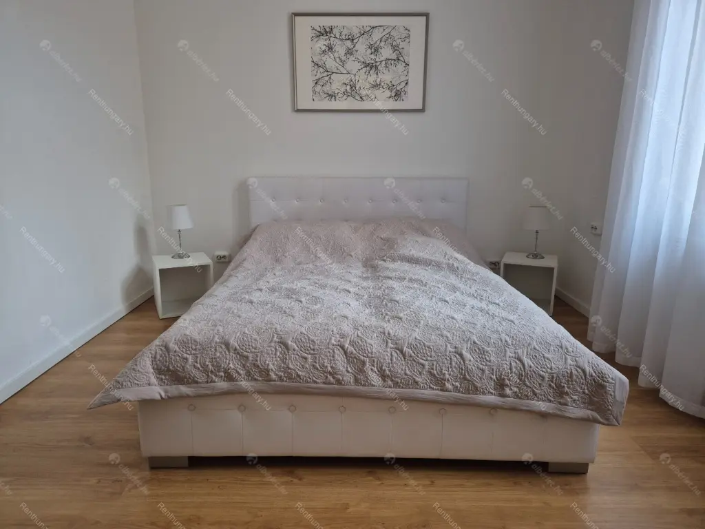 Kiadó albérlet 290000 Ft/hó áron: Budapest, VII. kerület  Erzsébet körút. Mérete: 50 nm, 2 szobás | Alberlet.hu - 6704070