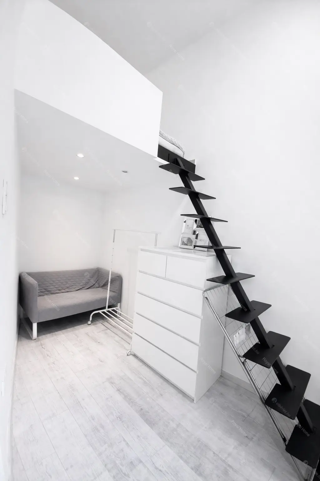 Kiadó albérlet 260000 Ft/hó áron: Budapest, VII. kerület  Erzsébet körút. Mérete: 55 nm, 1 szobás | Alberlet.hu - 6704762