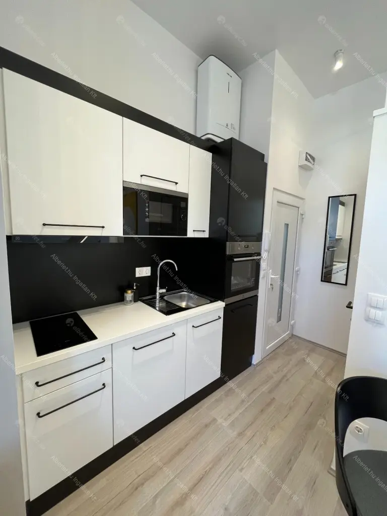 Kiadó albérlet 200000 Ft/hó áron: Budapest, VII. kerület  Garay utca. Mérete: 21 nm, 1 szobás | Alberlet.hu - 6677896