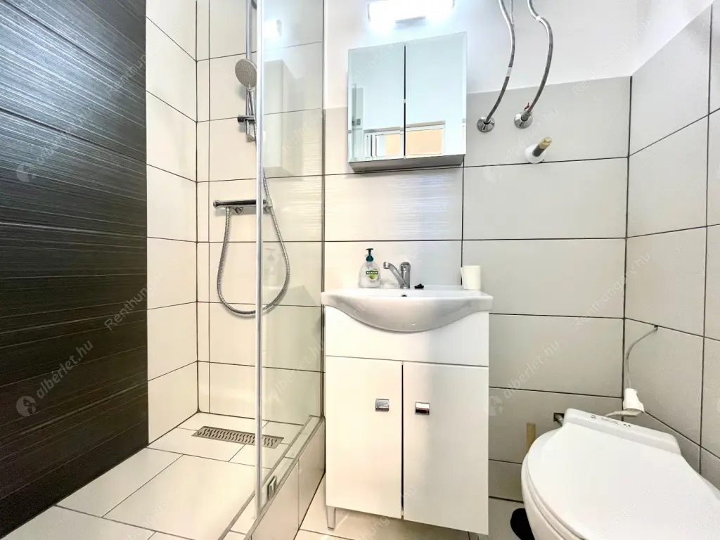 Kiadó albérlet 190000 Ft/hó áron: Budapest, VII. kerület  Garay utca. Mérete: 29 nm, 1 szobás | Alberlet.hu - 6608638