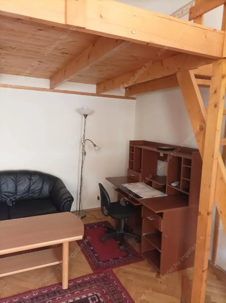 Kiadó albérlet 185000 Ft/hó áron: Budapest, VII. kerület  Garay utca. Mérete: 32 nm, 1 szobás | Alberlet.hu - 6616405