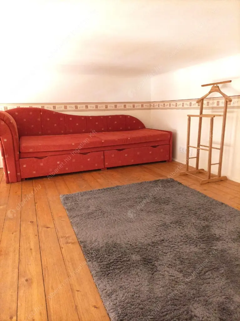 Kiadó albérlet 185000 Ft/hó áron: Budapest, VII. kerület  Garay utca. Mérete: 32 nm, 1 szobás | Alberlet.hu - 6618734