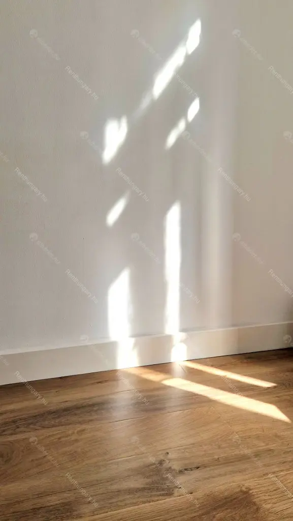 Kiadó albérlet 200000 Ft/hó áron: Budapest, VII. kerület  Garay utca. Mérete: 35 nm, 1 szobás | Alberlet.hu - 6708903