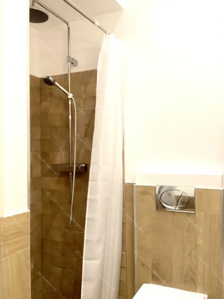 Kiadó albérlet 200000 Ft/hó áron: Budapest, VII. kerület  Garay utca. Mérete: 35 nm, 1 szobás | Alberlet.hu - 6708904