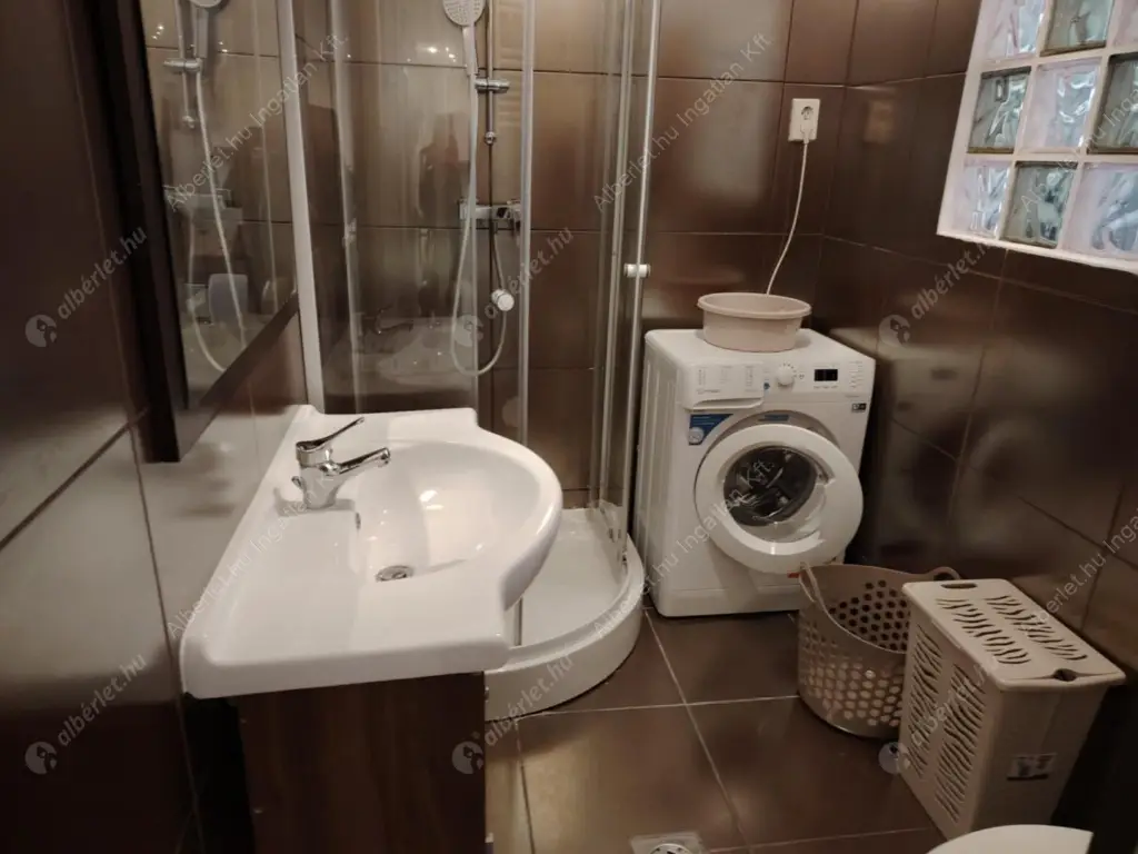 Kiadó albérlet 230000 Ft/hó áron: Budapest, VII. kerület  Garay utca. Mérete: 36 nm, 1 szobás | Alberlet.hu - 6520486