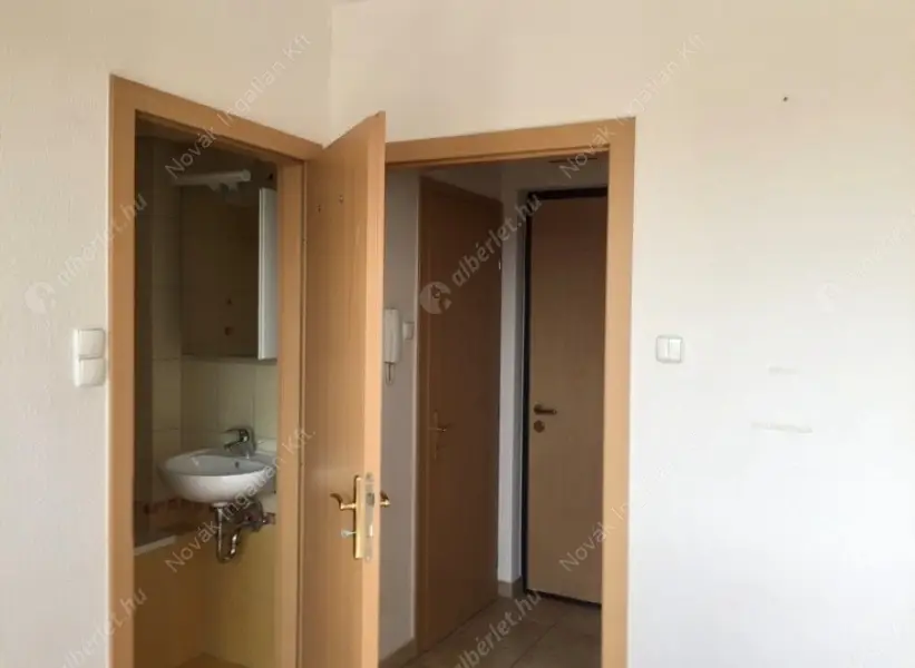 Kiadó albérlet 180000 Ft/hó áron: Budapest, VII. kerület  Garay utca. Mérete: 37 nm, 1 szobás | Alberlet.hu - 6574258