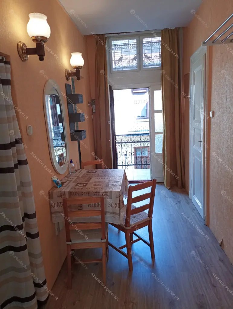 Kiadó albérlet 189000 Ft/hó áron: Budapest, VII. kerület  Garay utca. Mérete: 60 nm, 2 szobás | Alberlet.hu - 6691302