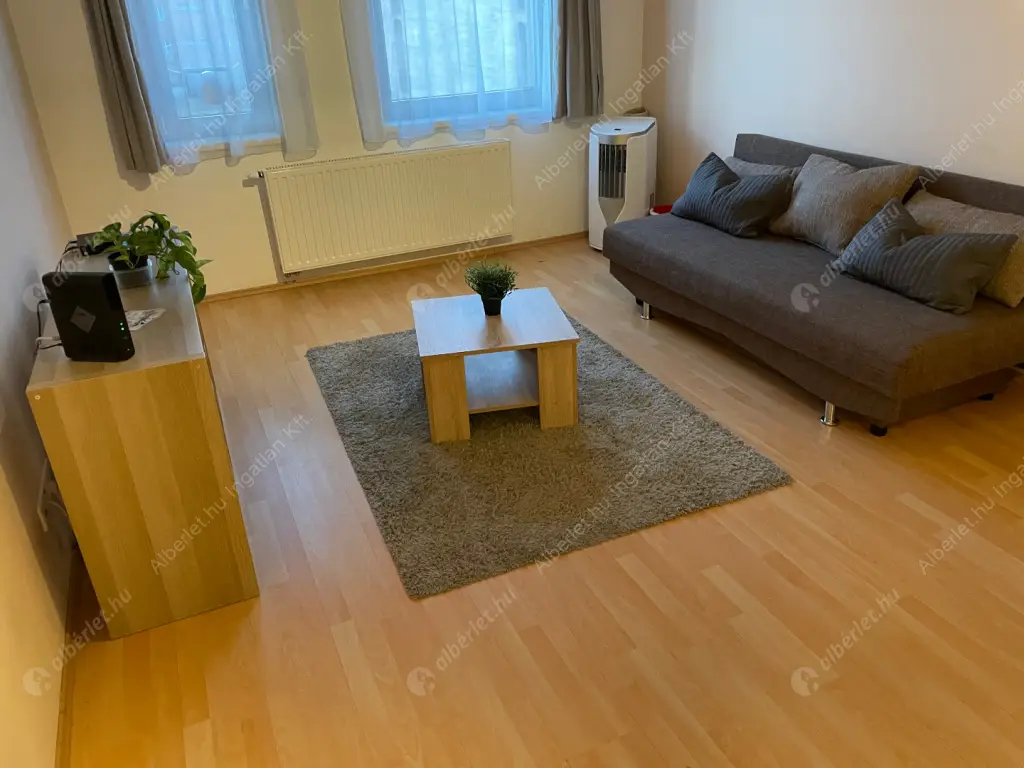 Kiadó albérlet 390000 Ft/hó áron: Budapest, VII. kerület  Garay utca. Mérete: 66 nm, 3 szobás | Alberlet.hu - 6613222