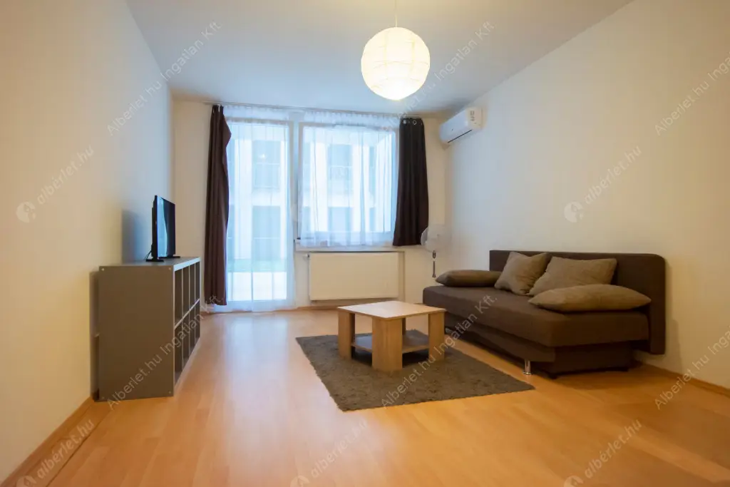 Kiadó albérlet 390000 Ft/hó áron: Budapest, VII. kerület  Garay utca. Mérete: 66 nm, 3 szobás | Alberlet.hu - 6635999