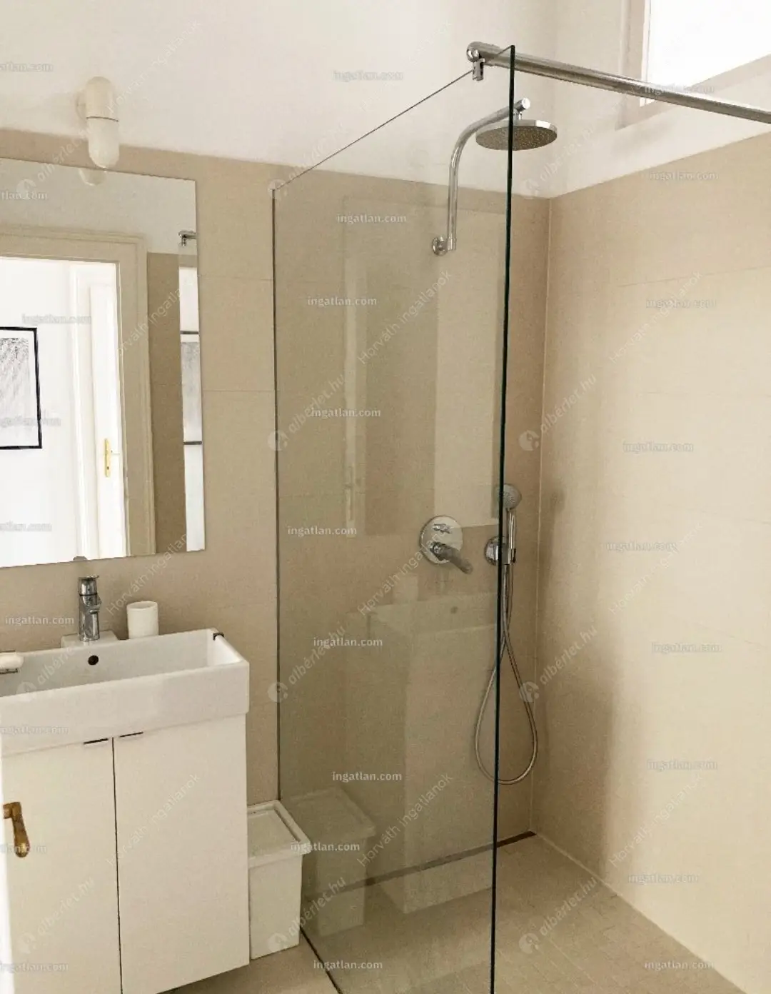 Kiadó albérlet 320000 Ft/hó áron: Budapest, VII. kerület  Hársfa utca. Mérete: 68 nm, 2 szobás | Alberlet.hu - 6609130