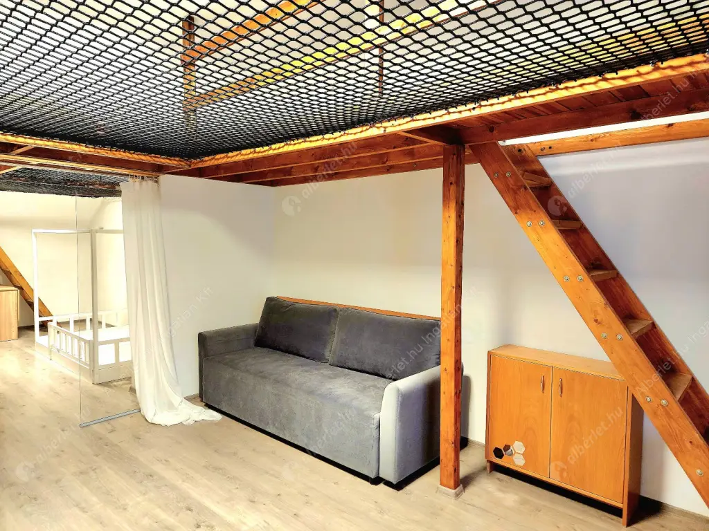 Kiadó albérlet 245000 Ft/hó áron: Budapest, VII. kerület  Hernád utca. Mérete: 49 nm, 2 szobás | Alberlet.hu - 6605607