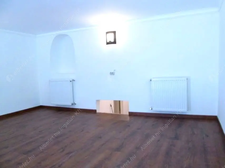 Kiadó albérlet 220000 Ft/hó áron: Budapest, VII. kerület  Hernád utca. Mérete: 51 nm, 1 szobás | Alberlet.hu - 6517578