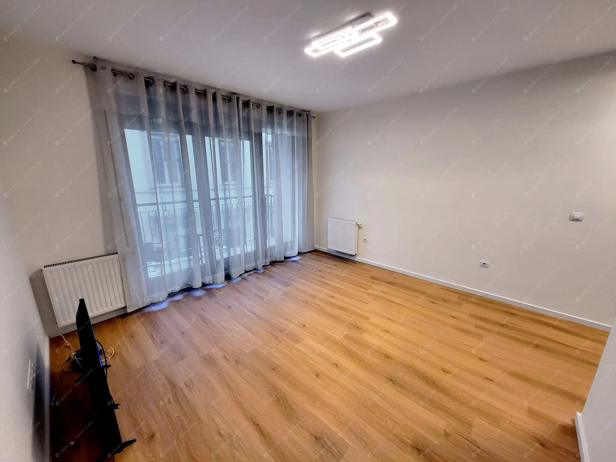 Kiadó albérlet 270000 Ft/hó áron: Budapest, VII. kerület  Holló utca. Mérete: 41 nm, 1 szobás | Alberlet.hu - 6620975