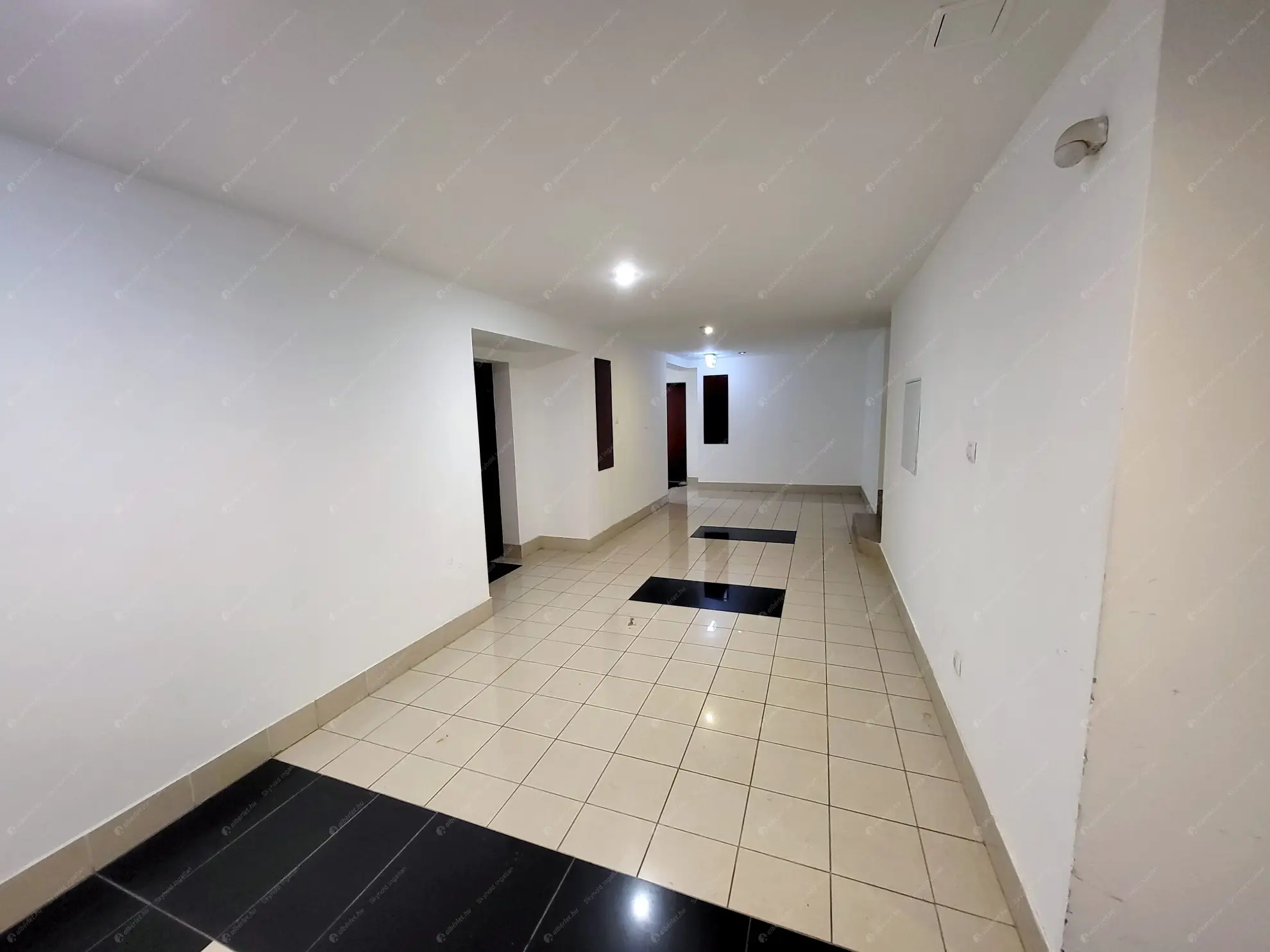 Kiadó albérlet 270000 Ft/hó áron: Budapest, VII. kerület  Holló utca. Mérete: 41 nm, 1 szobás | Alberlet.hu - 6620979