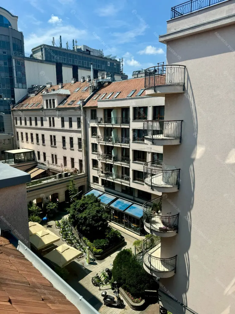 Kiadó albérlet 300000 Ft/hó áron: Budapest, VII. kerület  Holló utca. Mérete: 42 nm, 2 szobás | Alberlet.hu - 6677240