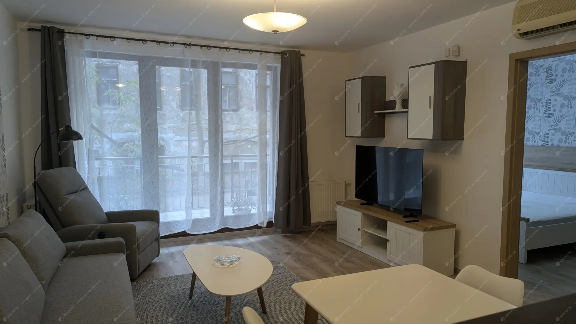 Kiadó albérlet 286000 Ft/hó áron: Budapest, VII. kerület  Holló utca. Mérete: 50 nm, 2 szobás | Alberlet.hu - 6638096