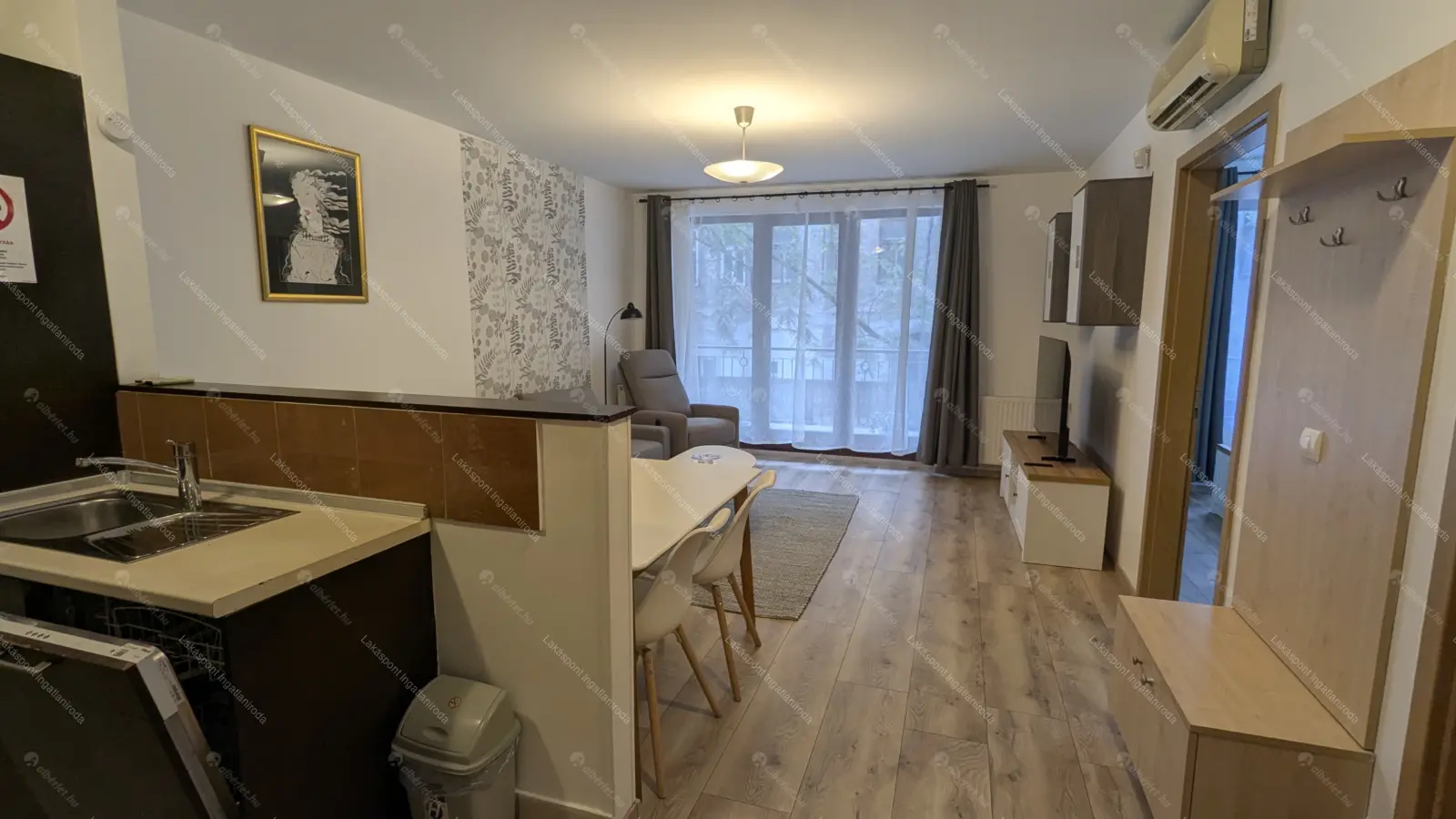 Kiadó albérlet 284000 Ft/hó áron: Budapest, VII. kerület  Holló utca. Mérete: 50 nm, 2 szobás | Alberlet.hu - 6657386