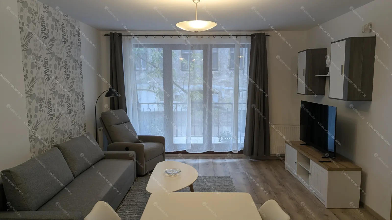 Kiadó albérlet 280000 Ft/hó áron: Budapest, VII. kerület  Holló utca. Mérete: 50 nm, 2 szobás | Alberlet.hu - 6690538