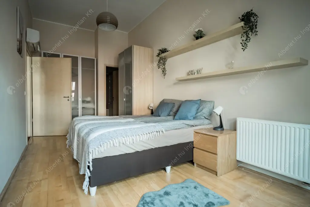 Kiadó albérlet 349000 Ft/hó áron: Budapest, VII. kerület  Holló utca. Mérete: 56 nm, 2 szobás | Alberlet.hu - 6614844