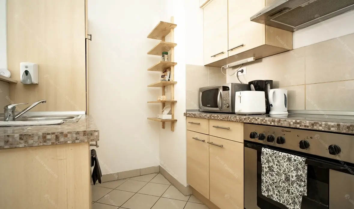 Kiadó albérlet 315000 Ft/hó áron: Budapest, VII. kerület  Holló utca. Mérete: 56 nm, 2 szobás | Alberlet.hu - 6655678