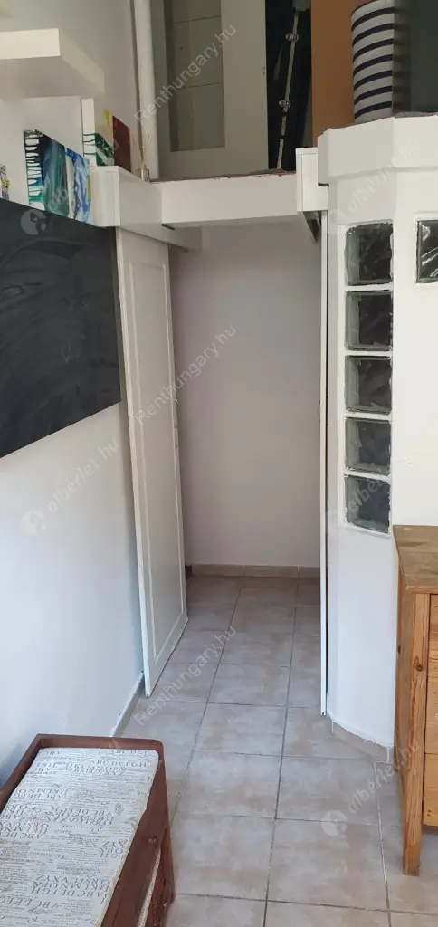 Kiadó albérlet 340000 Ft/hó áron: Budapest, VII. kerület  Holló utca. Mérete: 65 nm, 2 szobás | Alberlet.hu - 6605754