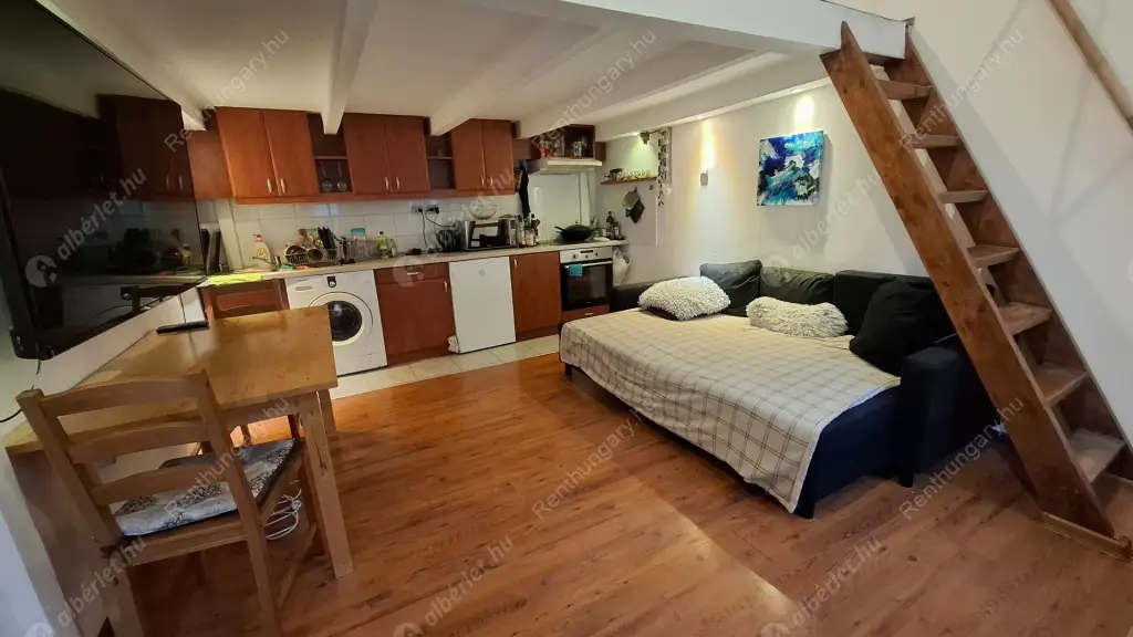 Kiadó albérlet 320000 Ft/hó áron: Budapest, VII. kerület  Holló utca. Mérete: 65 nm, 2 szobás | Alberlet.hu - 6606434