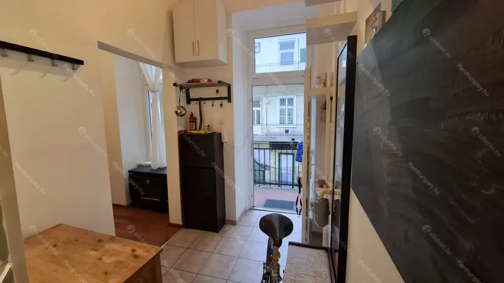 Kiadó albérlet 280000 Ft/hó áron: Budapest, VII. kerület  Holló utca. Mérete: 65 nm, 2 szobás | Alberlet.hu - 6645163