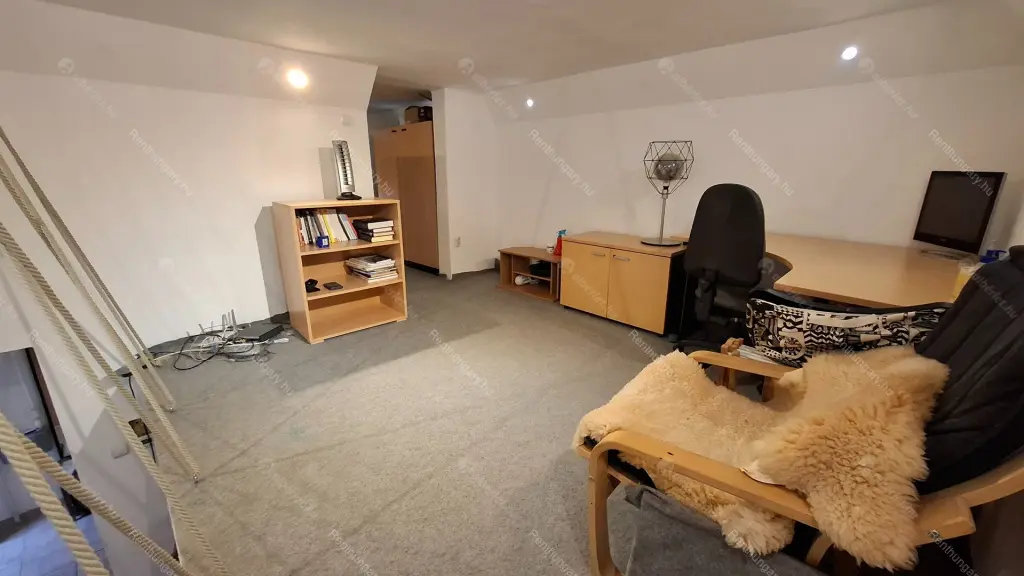 Kiadó albérlet 280000 Ft/hó áron: Budapest, VII. kerület  Holló utca. Mérete: 65 nm, 2 szobás | Alberlet.hu - 6645168