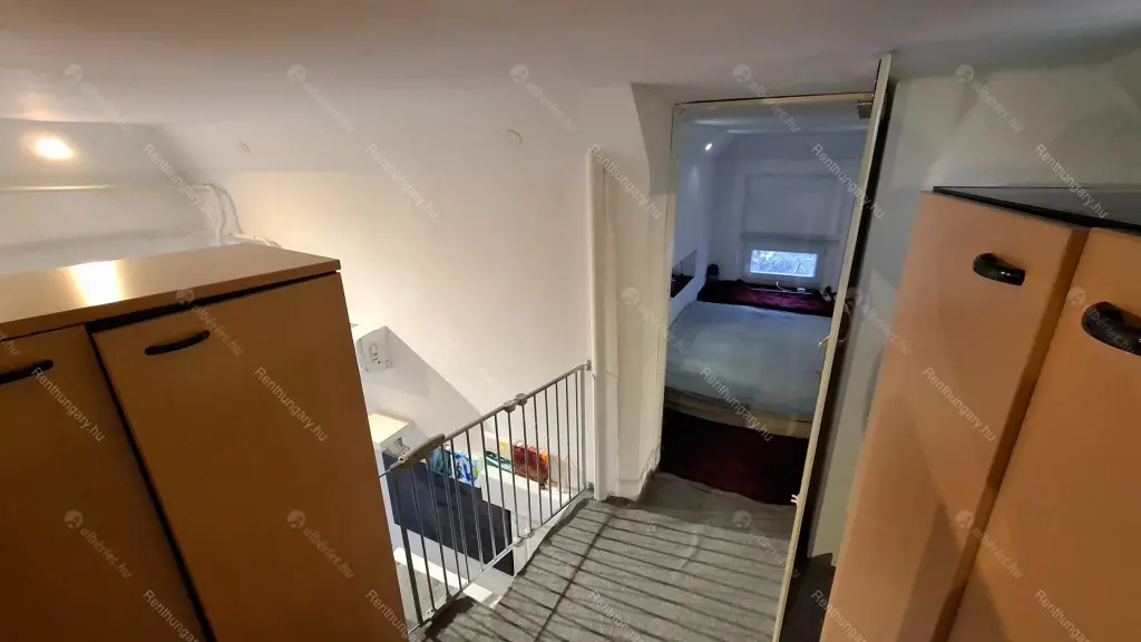 Kiadó albérlet 280000 Ft/hó áron: Budapest, VII. kerület  Holló utca. Mérete: 65 nm, 2 szobás | Alberlet.hu - 6645170