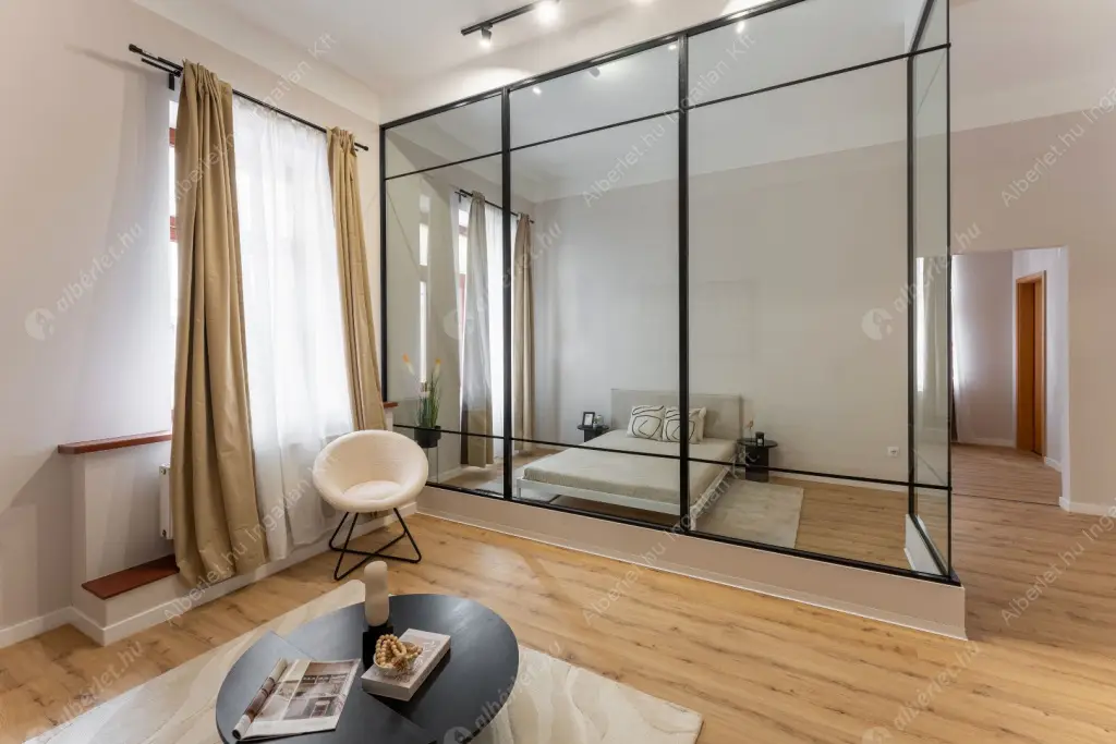 Kiadó albérlet 580000 Ft/hó áron: Budapest, VII. kerület  Holló utca. Mérete: 73 nm, 3 szobás | Alberlet.hu - 6578480