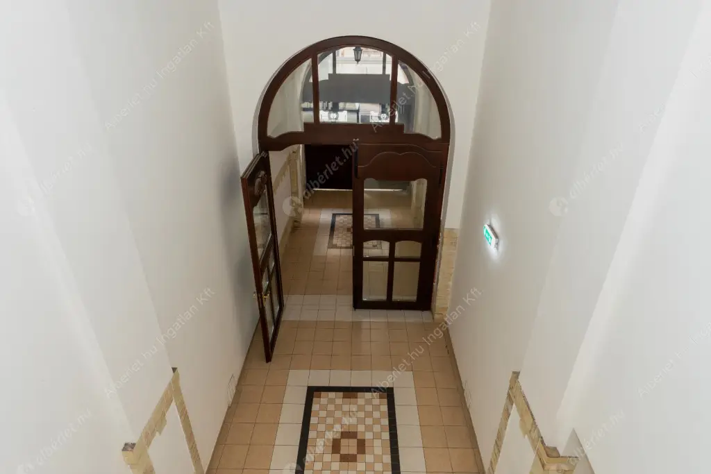 Kiadó albérlet 580000 Ft/hó áron: Budapest, VII. kerület  Holló utca. Mérete: 73 nm, 3 szobás | Alberlet.hu - 6578501