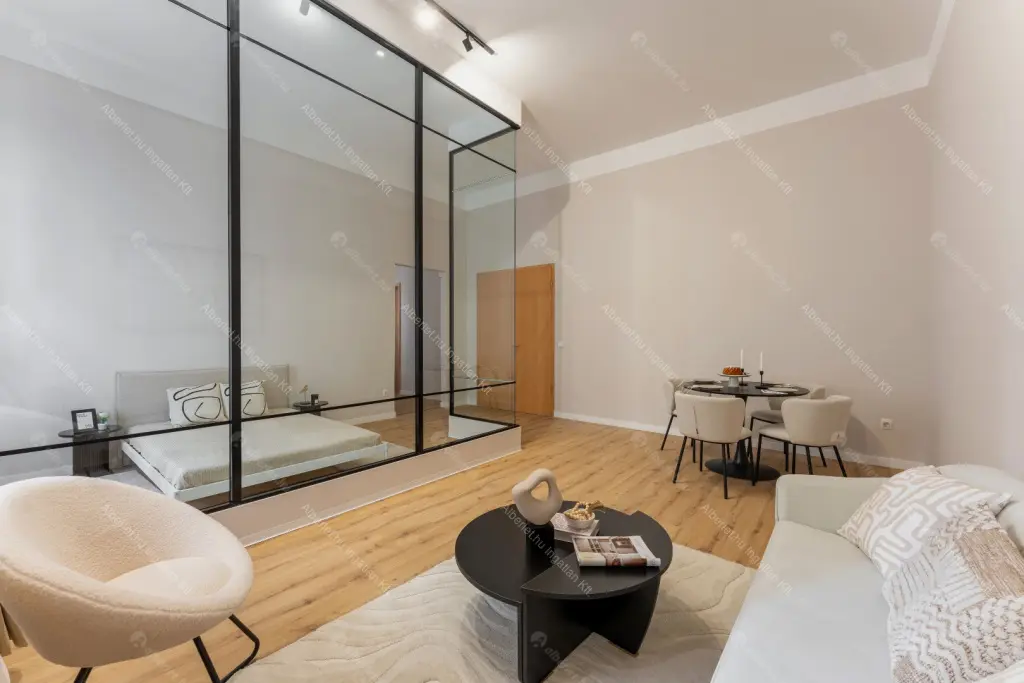 Kiadó albérlet 400000 Ft/hó áron: Budapest, VII. kerület  Holló utca. Mérete: 73 nm, 3 szobás | Alberlet.hu - 6683472