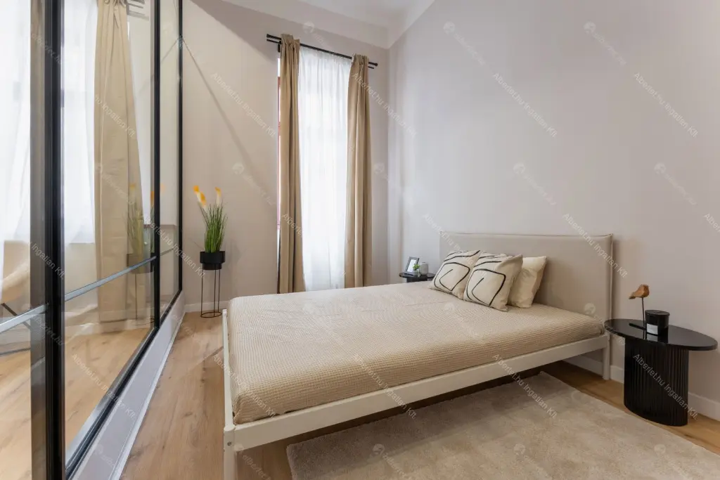 Kiadó albérlet 400000 Ft/hó áron: Budapest, VII. kerület  Holló utca. Mérete: 73 nm, 3 szobás | Alberlet.hu - 6683477