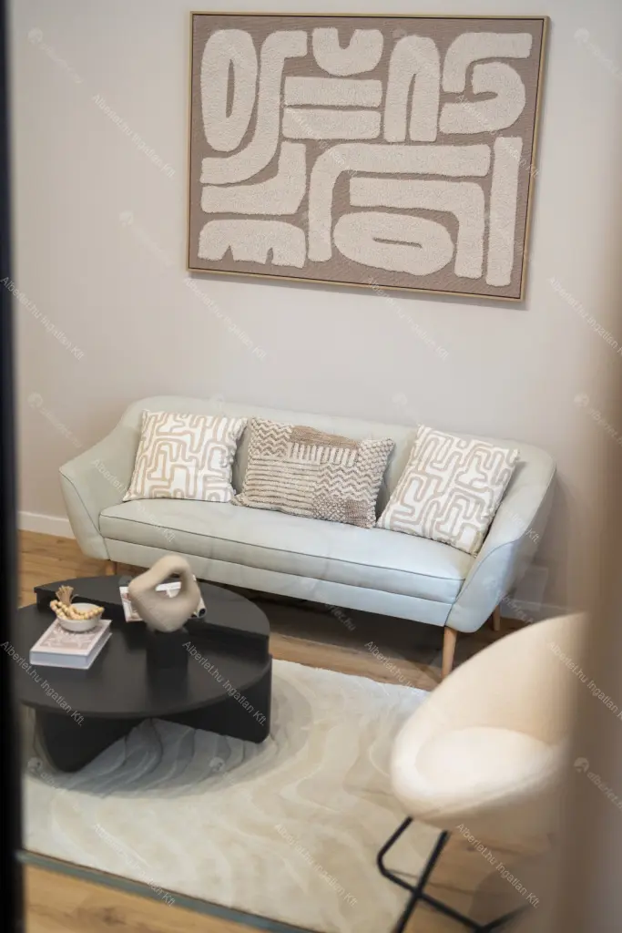 Kiadó albérlet 400000 Ft/hó áron: Budapest, VII. kerület  Holló utca. Mérete: 73 nm, 3 szobás | Alberlet.hu - 6683478