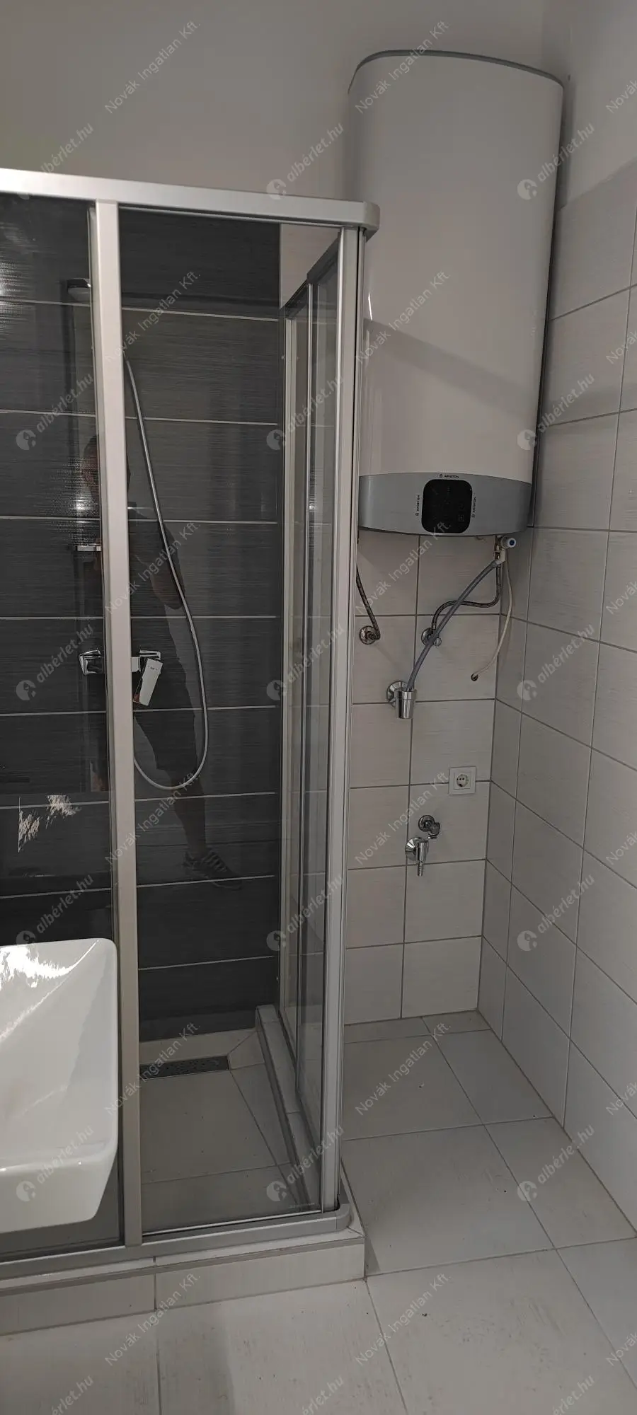 Kiadó albérlet 285000 Ft/hó áron: Budapest, VII. kerület  Huszár utca. Mérete: 60 nm, 2 szobás | Alberlet.hu - 6594974